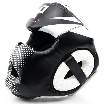 Good black boxing training Sanda protective gear helmet enclosed helmet