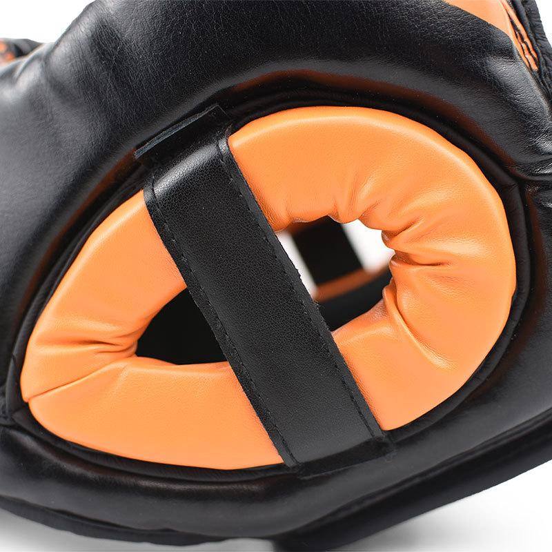 Good black boxing training Sanda protective gear helmet enclosed helmet